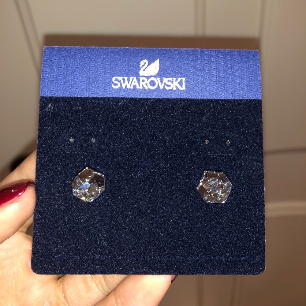 SWAROVSKI CRYSTAL EARRINGS - NEW